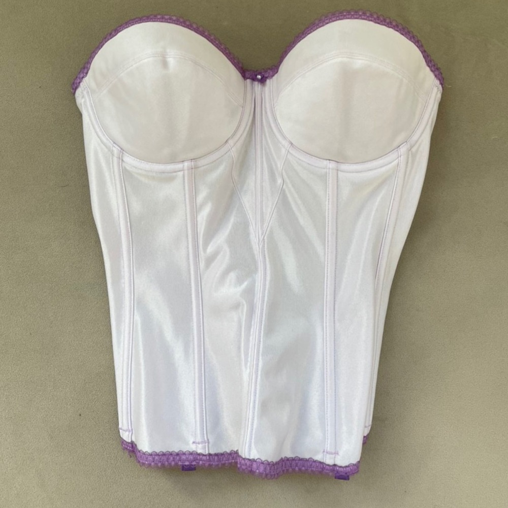 Lilac / lavender vintage corset top